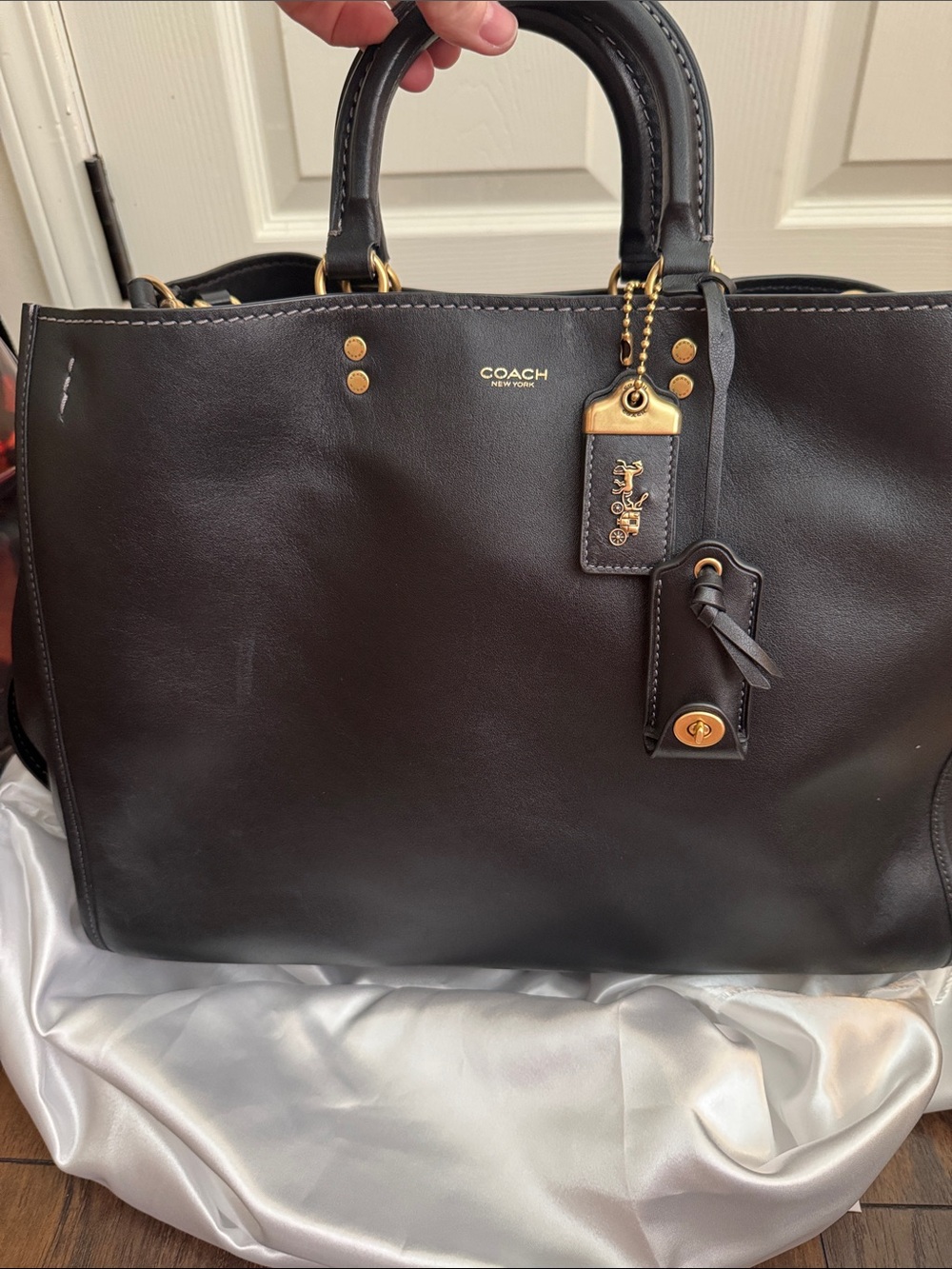 Coach Rogue Bag 40 Brass/Black CCX21